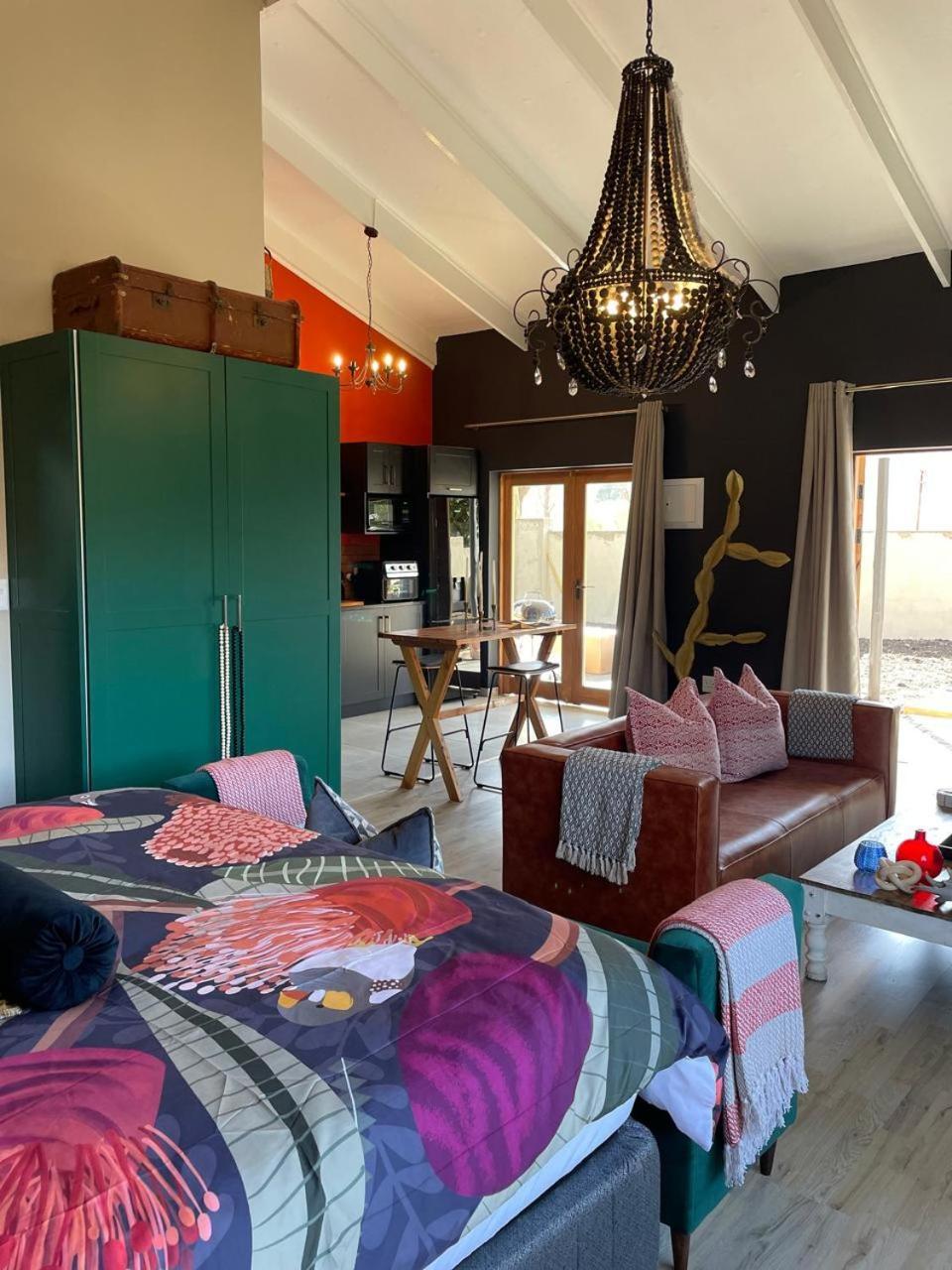 Periwinkle, Grove ,Acorn & Sage Cottages Кларенс Номер фото